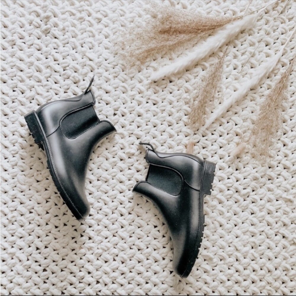 nwot boots